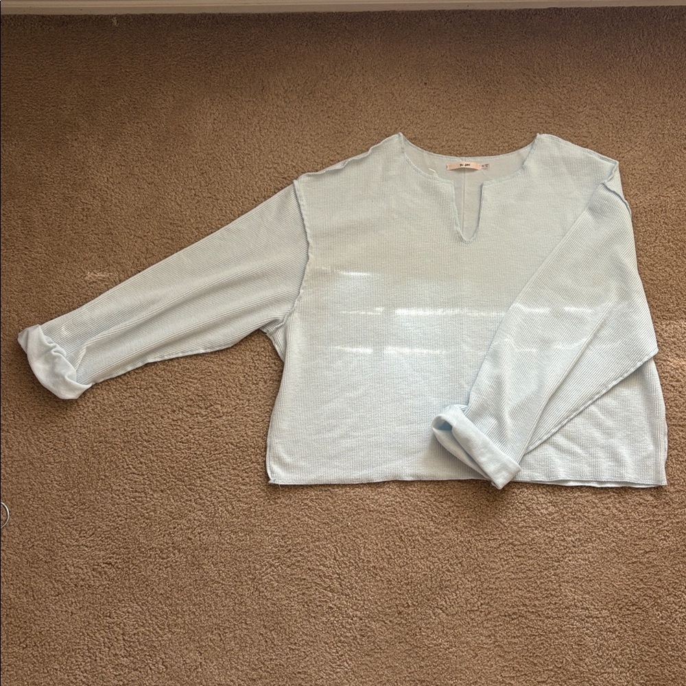Francesca’s Devin long sleeve slouchy tee
